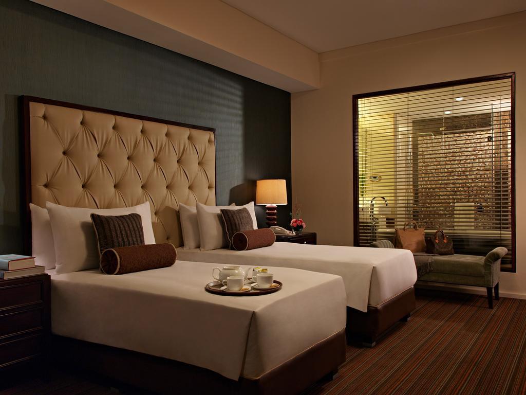 Joy Nostalg Hotel And Suites Manila Managed By The Ascott Limited Pasig City Zewnętrze zdjęcie