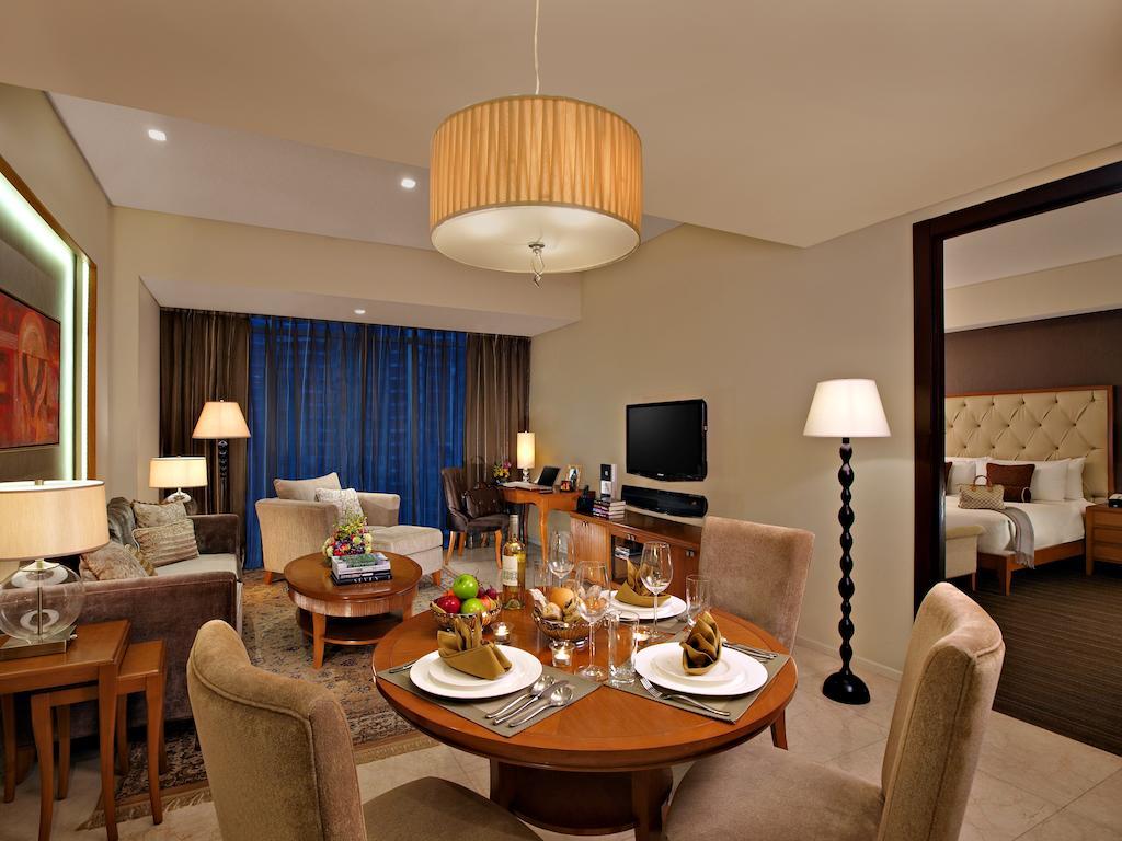 Joy Nostalg Hotel And Suites Manila Managed By The Ascott Limited Pasig City Zewnętrze zdjęcie