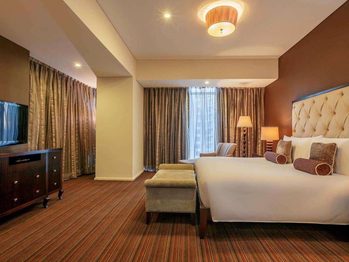 Joy Nostalg Hotel And Suites Manila Managed By The Ascott Limited Pasig City Zewnętrze zdjęcie